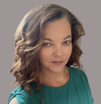 Erin Lessa, Administrative Coordinator Head Shot